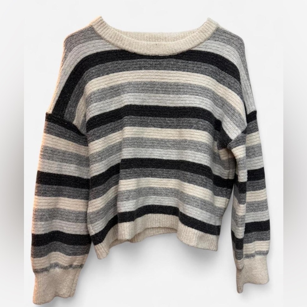 Pink Rose L Striped sweater Gray/Cream knit 90s normcore winter crew neck